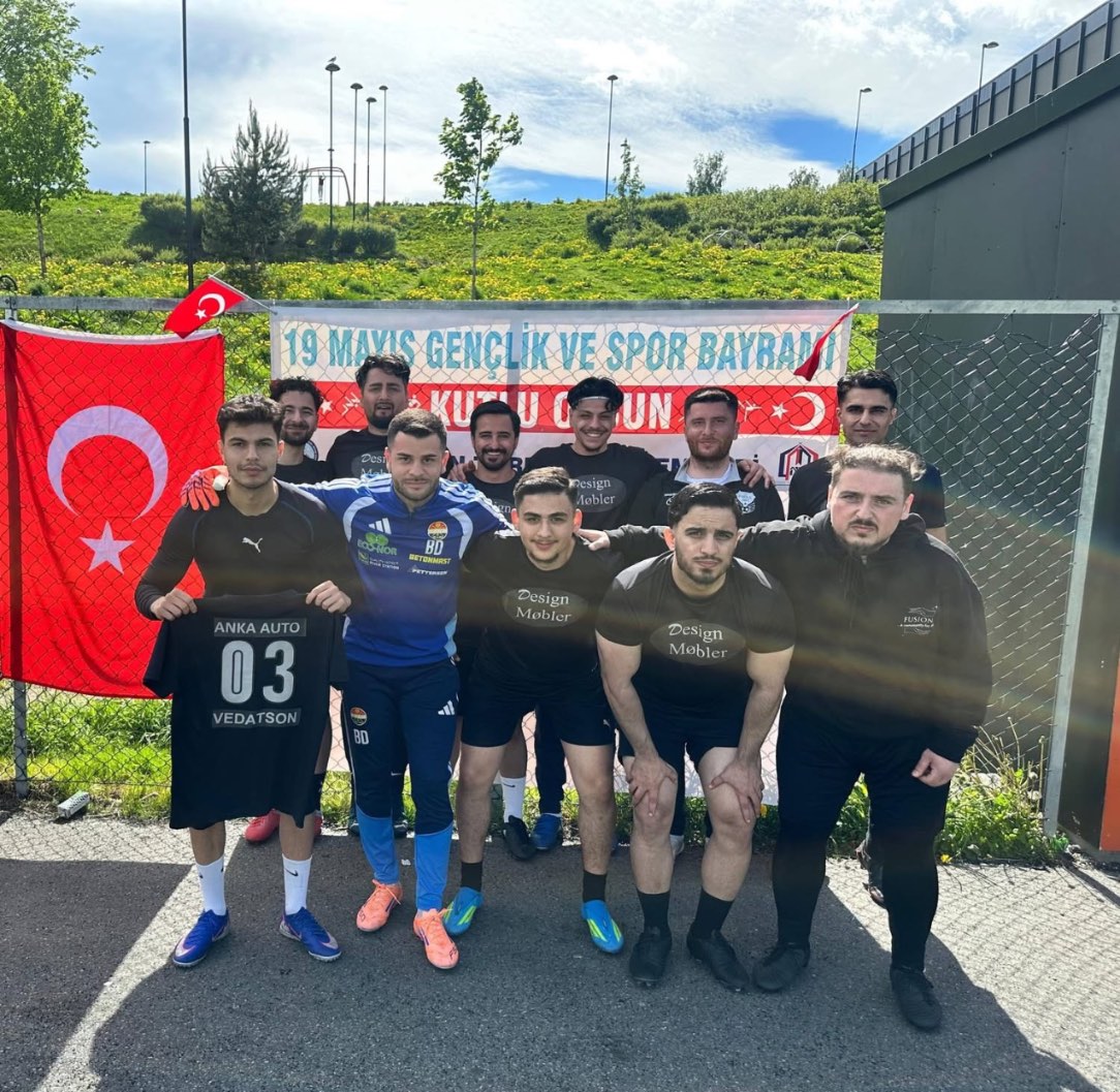 Fotballturnering - Atatürk-minnedag bilde 9